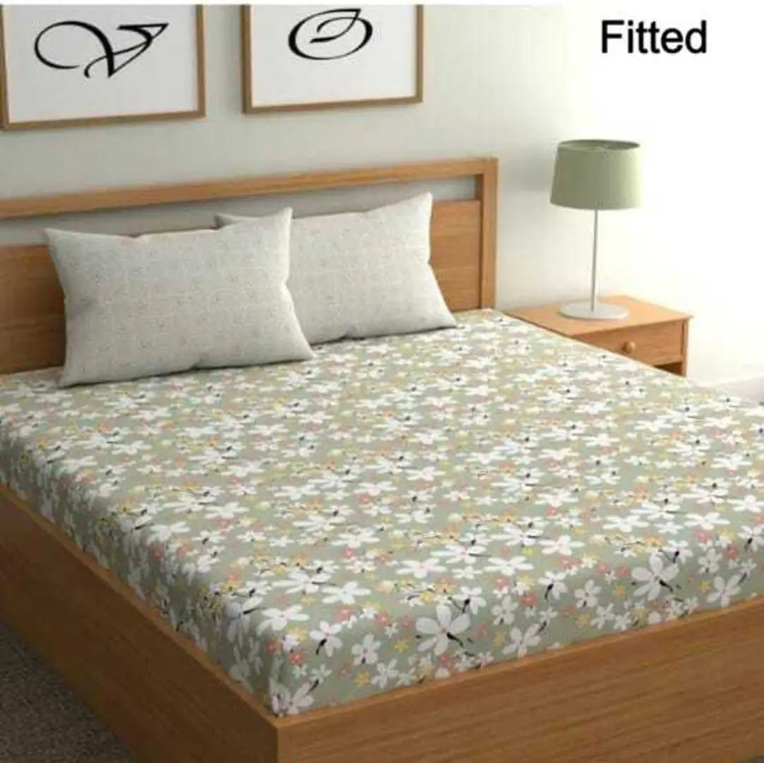 King size elastic fitted bedsheet with 2 pillow covers (fits upto 10 inch mattress)